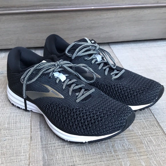 brooks revel 2 womens black
